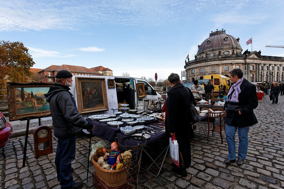 "Antique" Market