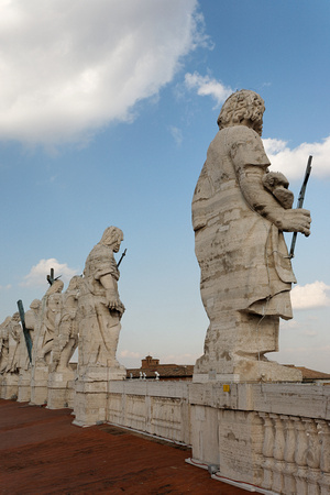 Statues on top of St Peter's Basilica