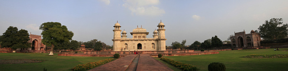 "Little Taj" Panorama
