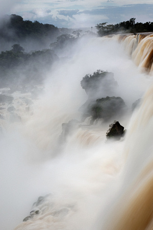 Salto Mbigua, Iguazu Falls